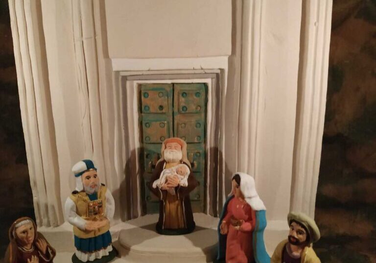 crèche blanche ou Chandeleur crèche blanche ou Chandeleur