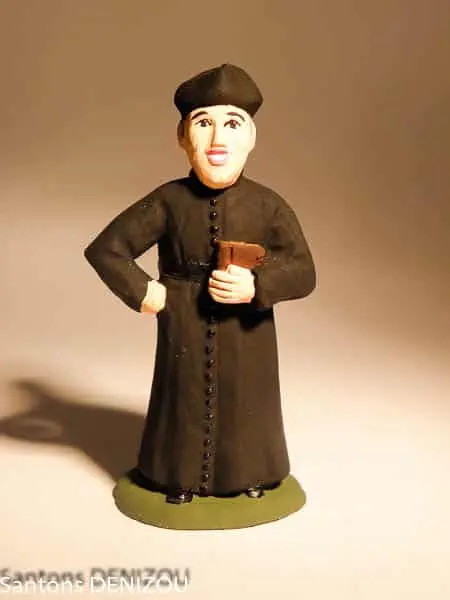santon de curé en 7 cm
