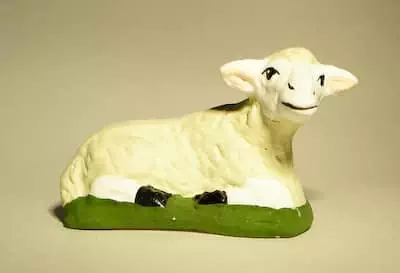Mouton couché blanc pour santons de 9 cm